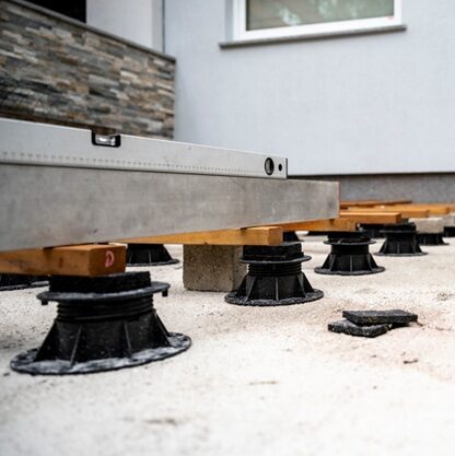 Deck support